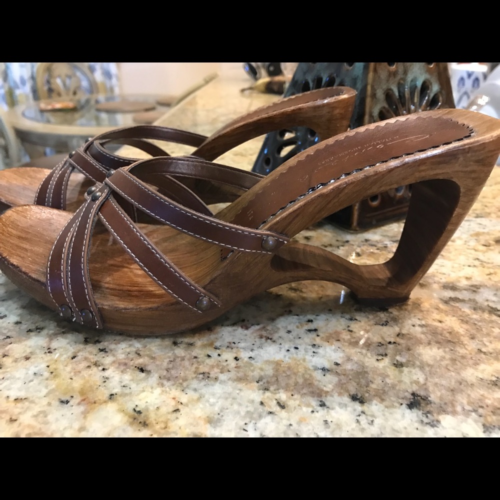 🌺 Contesa by Italian Shoemakers women’s size 8